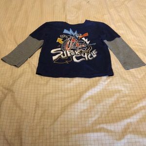 Boy 5Y sweater.